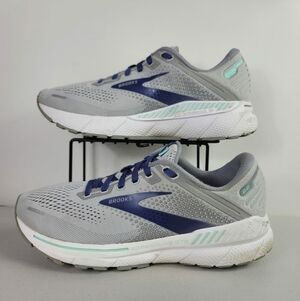 Brooks Adrenaline GTS 22 Women's Running Shoes in Sz US 11 gray 1203531b045